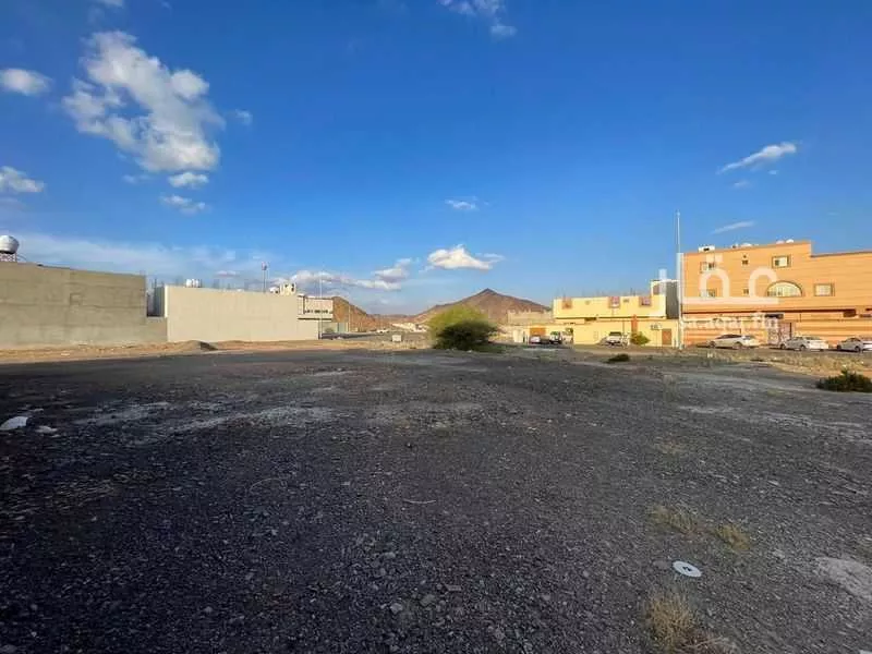 654 sqm land in Abu Markha 2