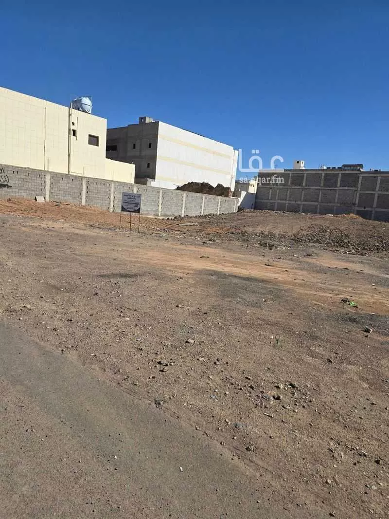 800 sqm land in Al Gharra 5