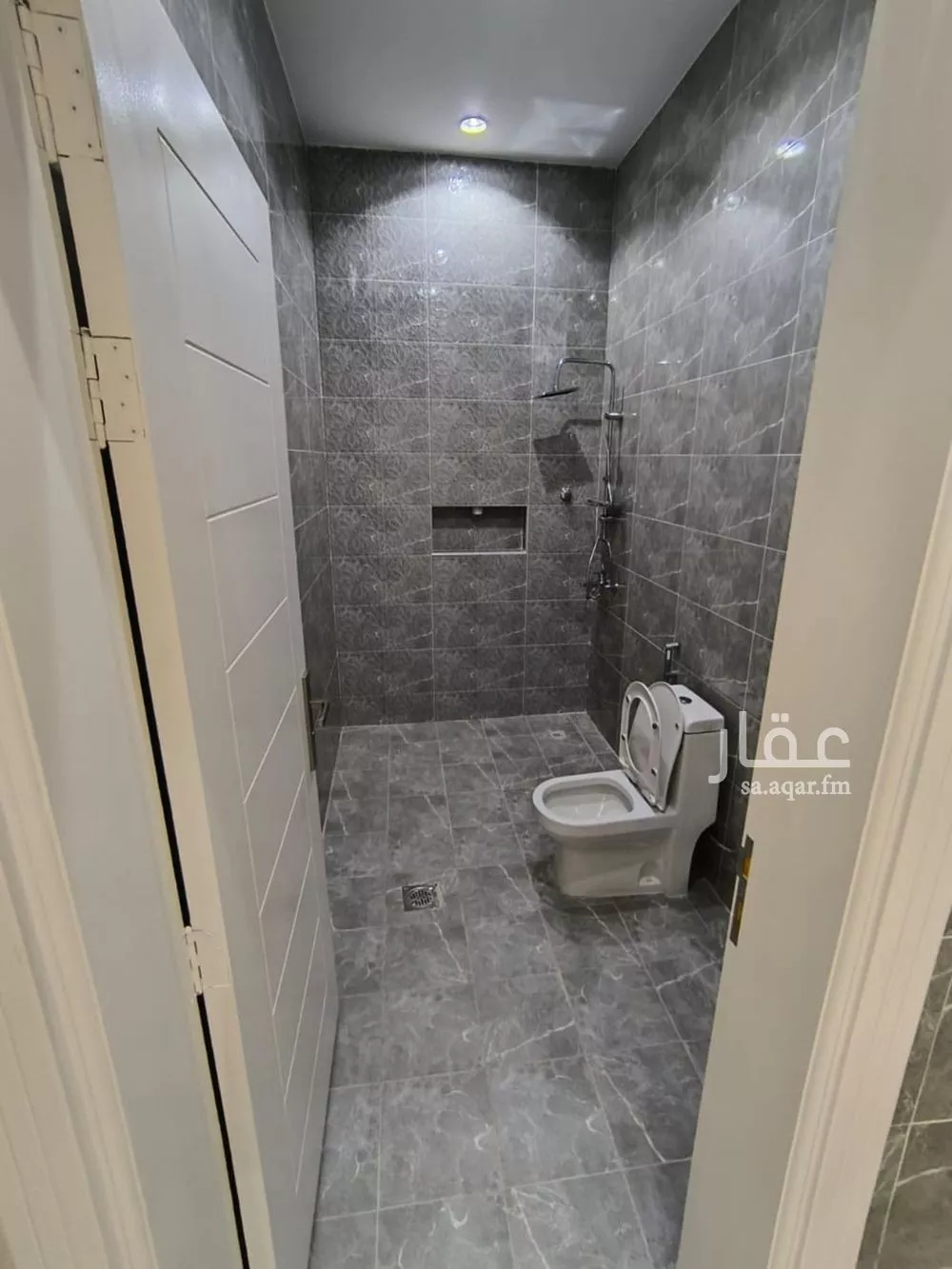 7 bedroom villa in Al Rahmaniyyah 7