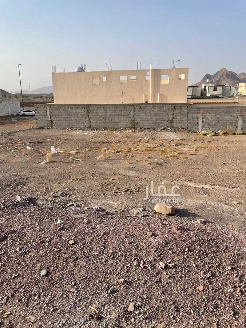 300 sqm land in Warqan 2