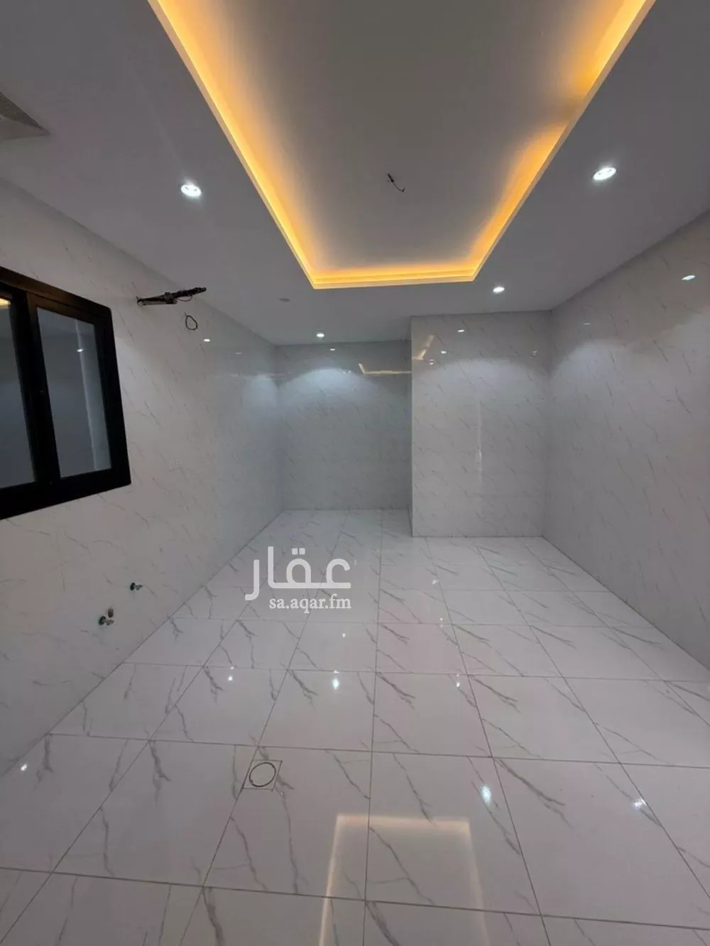 فيلا 6 غرف في طيبة 11