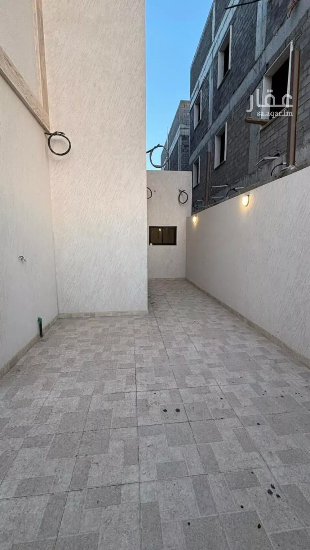5 bedroom villa in Al Difa 11