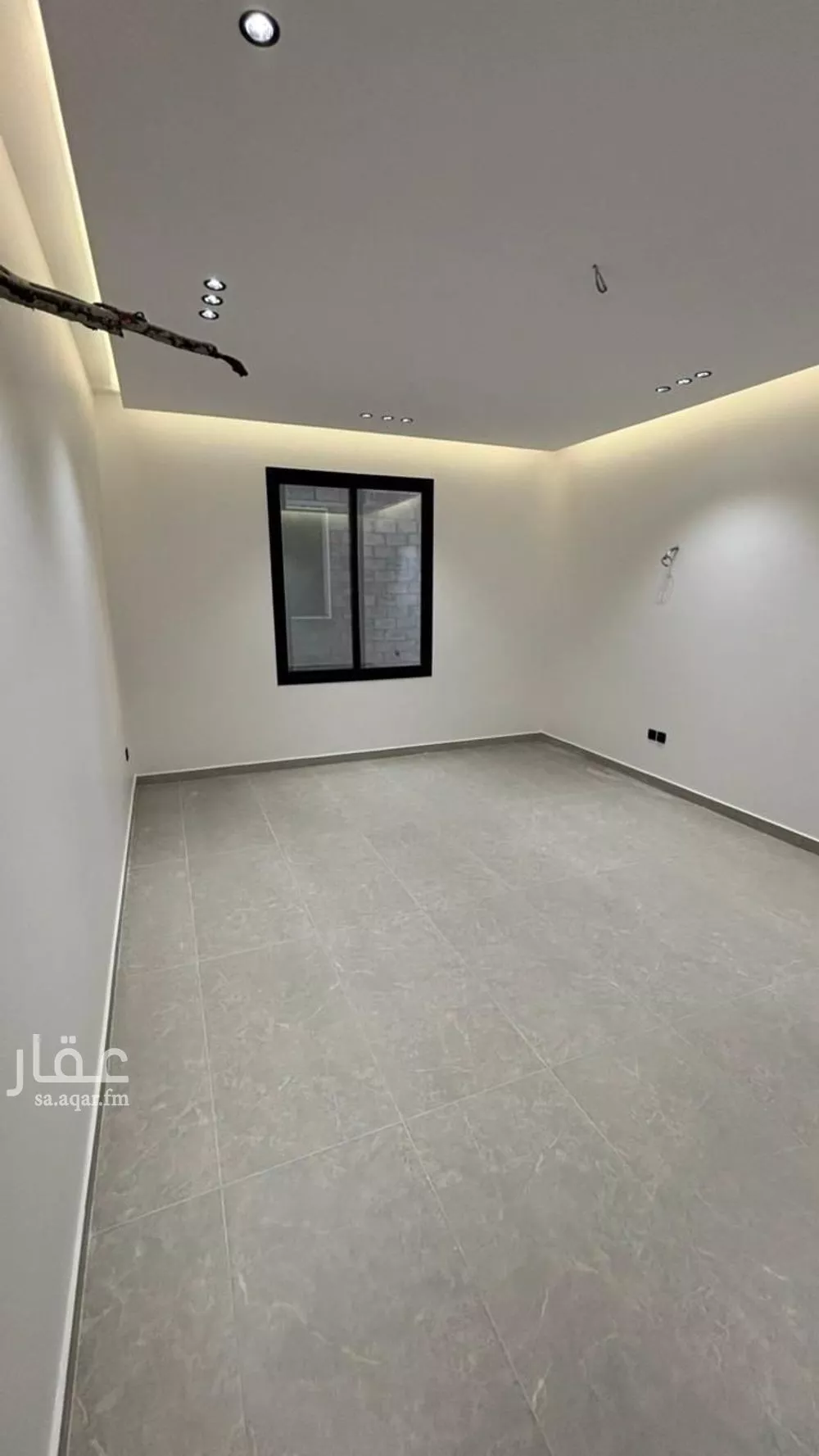 5 bedroom villa in Al Difa 12