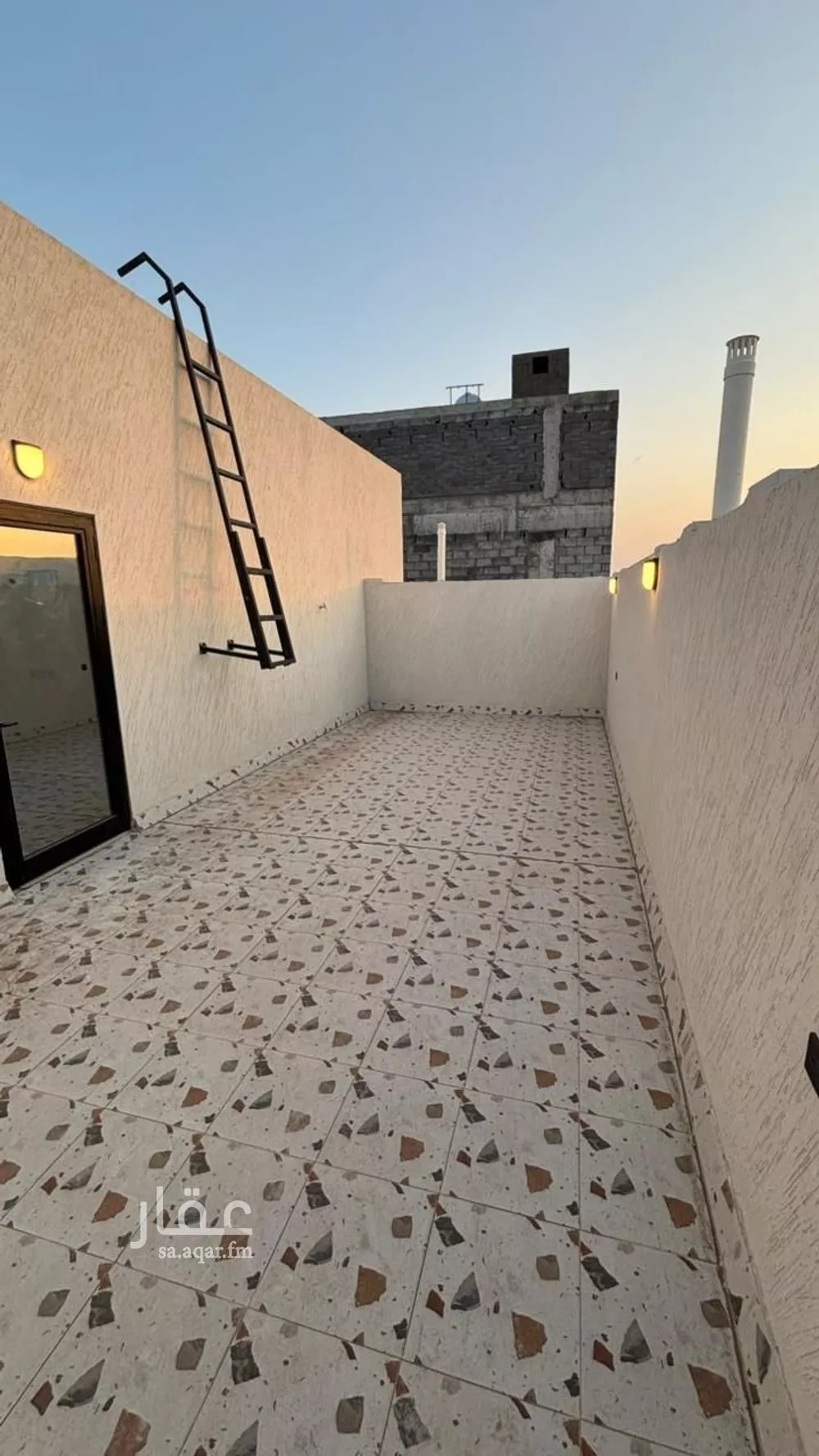 5 bedroom villa in Al Difa 13
