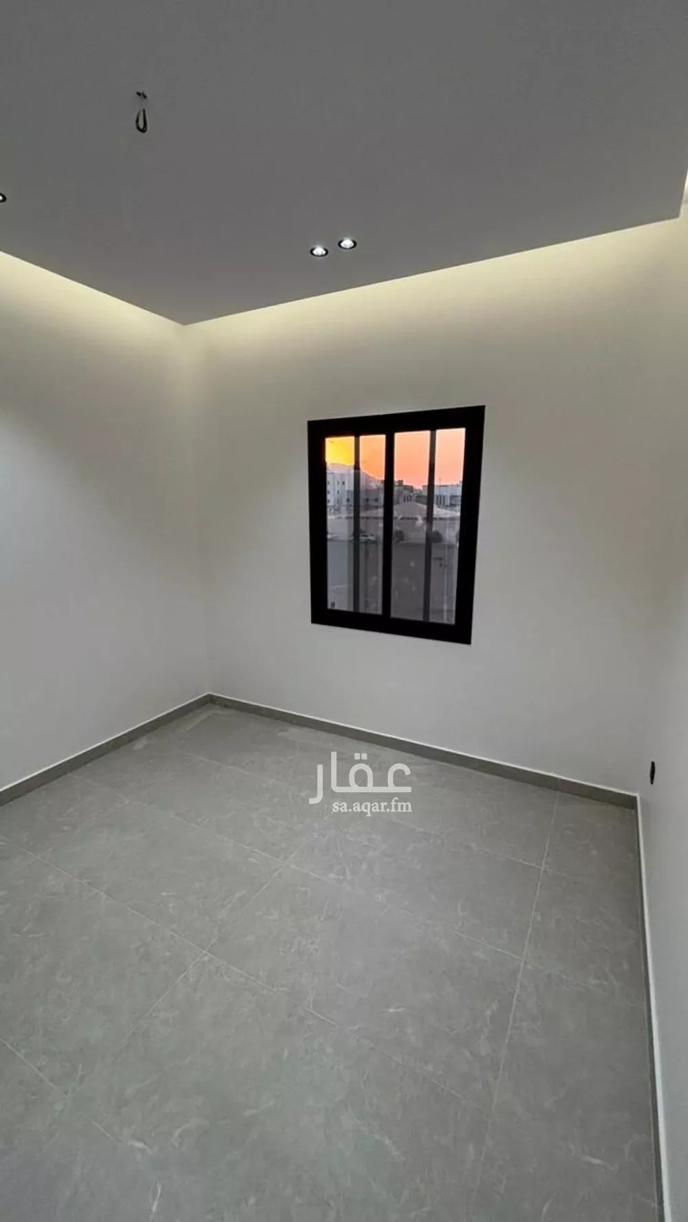 5 bedroom villa in Al Difa 16