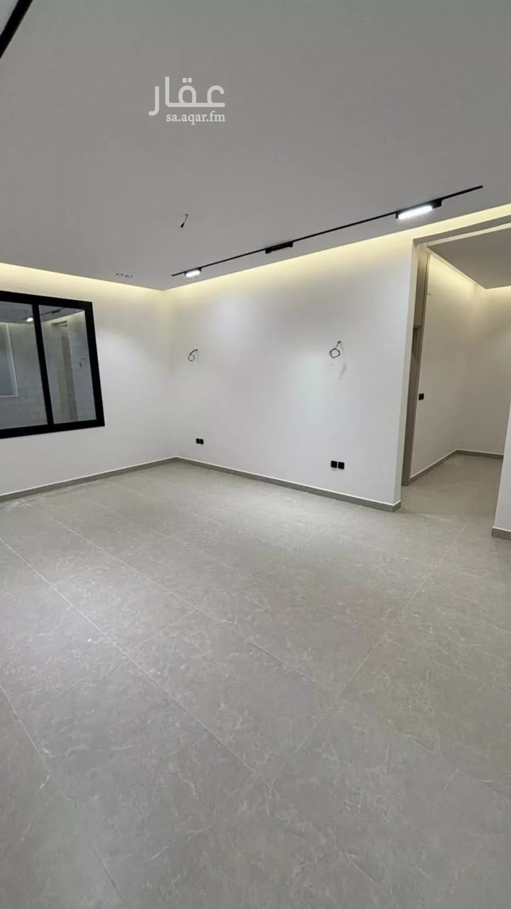 5 bedroom villa in Al Difa 4