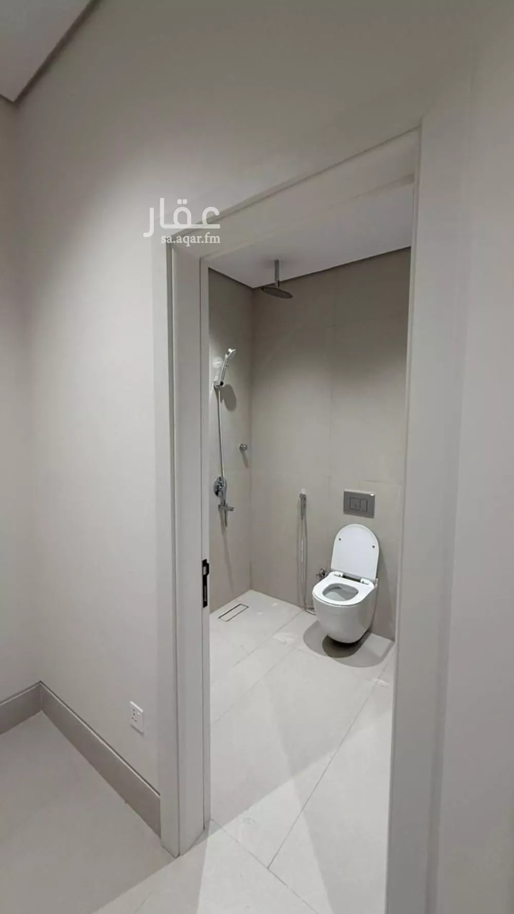 فيلا 8 غرف في السد 18