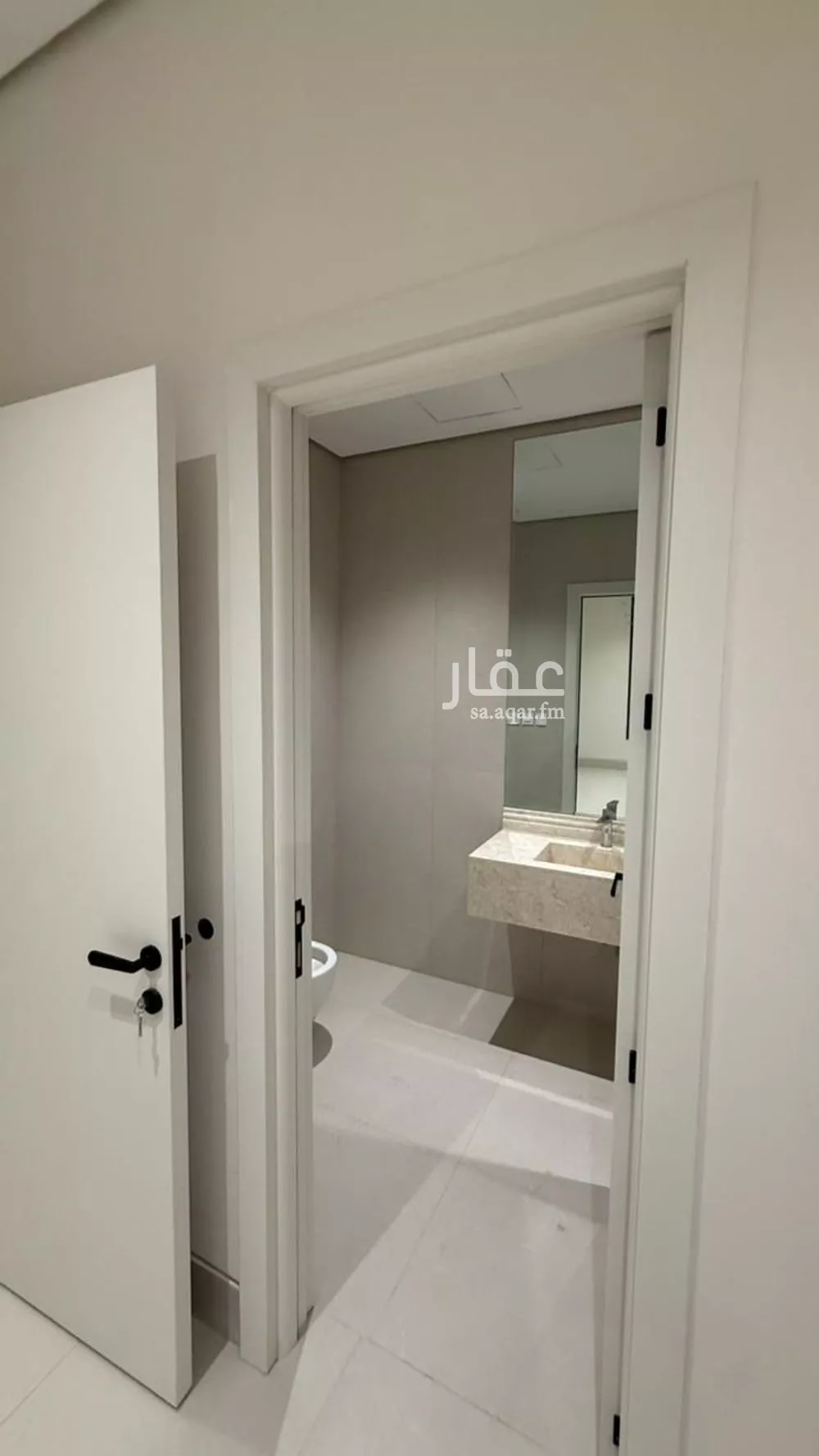 فيلا 8 غرف في السد 9