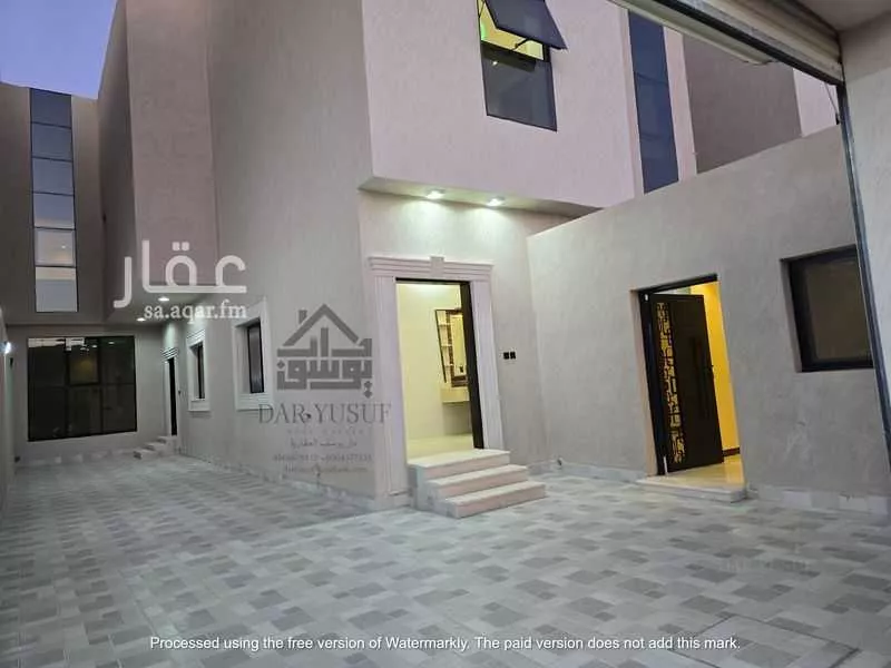 8 bedroom villa in Al Hadra 4