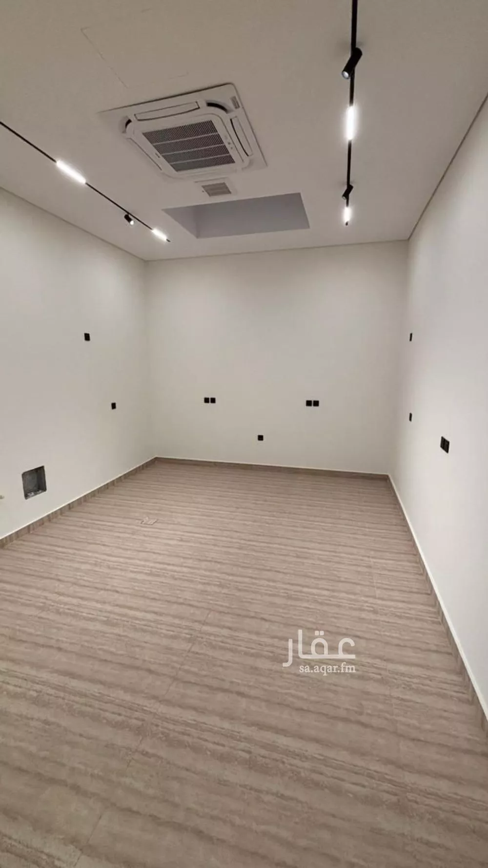 6 bedroom villa in Mudhainib 2