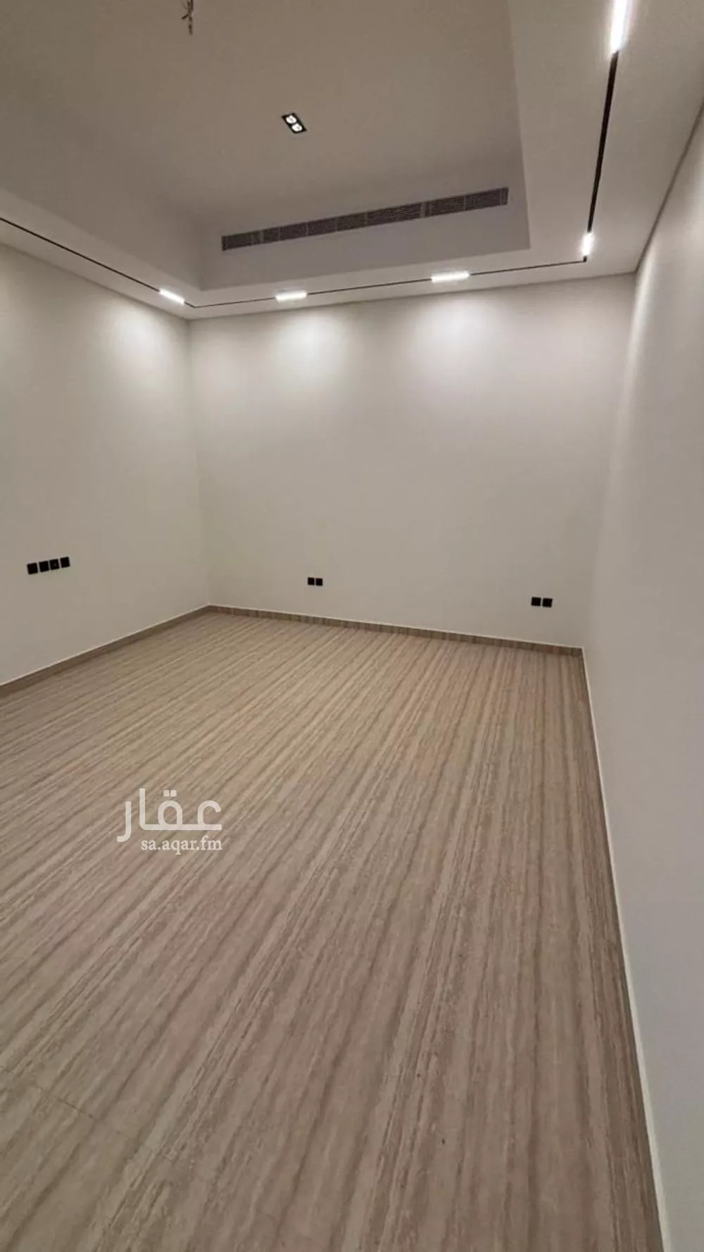 6 bedroom villa in Mudhainib 3