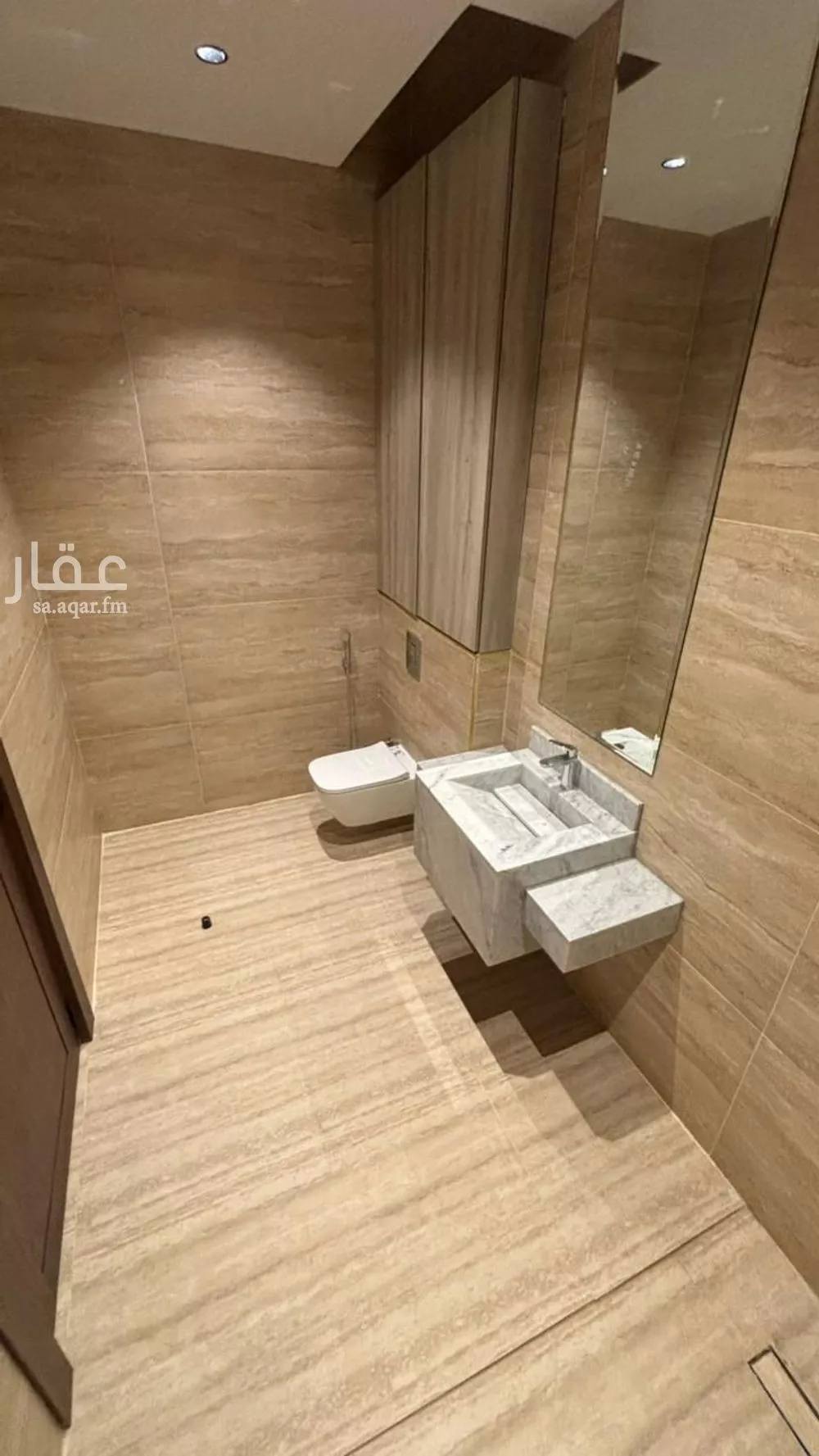 6 bedroom villa in Mudhainib 5