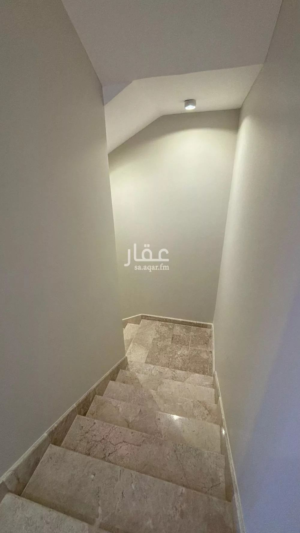 فيلا 5 غرف في شوران 13