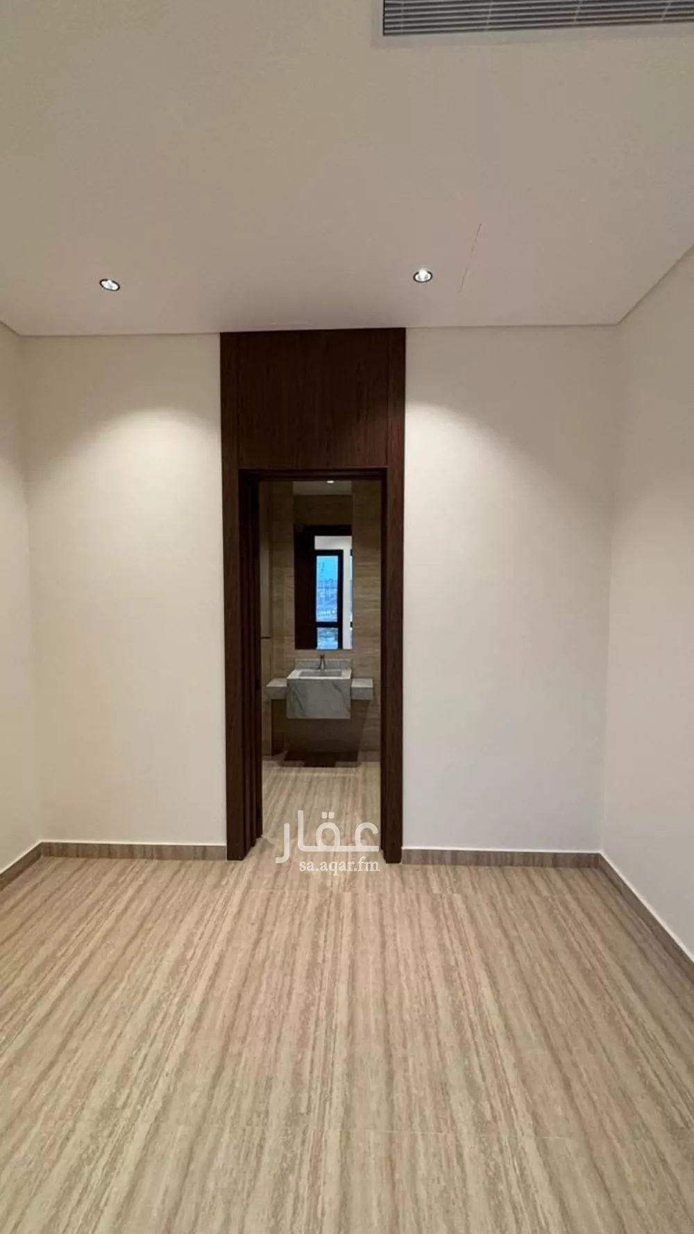 6 bedroom villa in Mudhainib 12