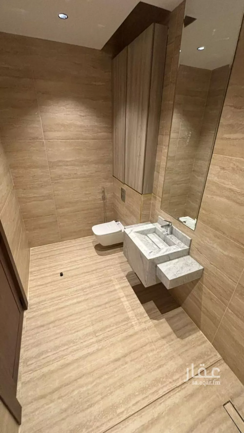 6 bedroom villa in Mudhainib 6