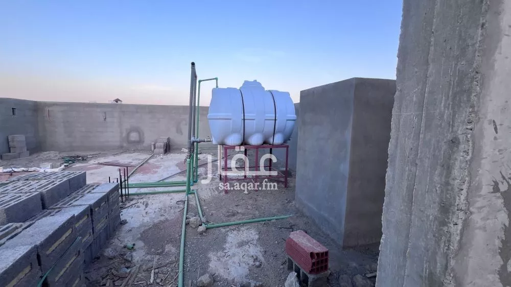 6 bedroom villa in Qalat Makhit 10