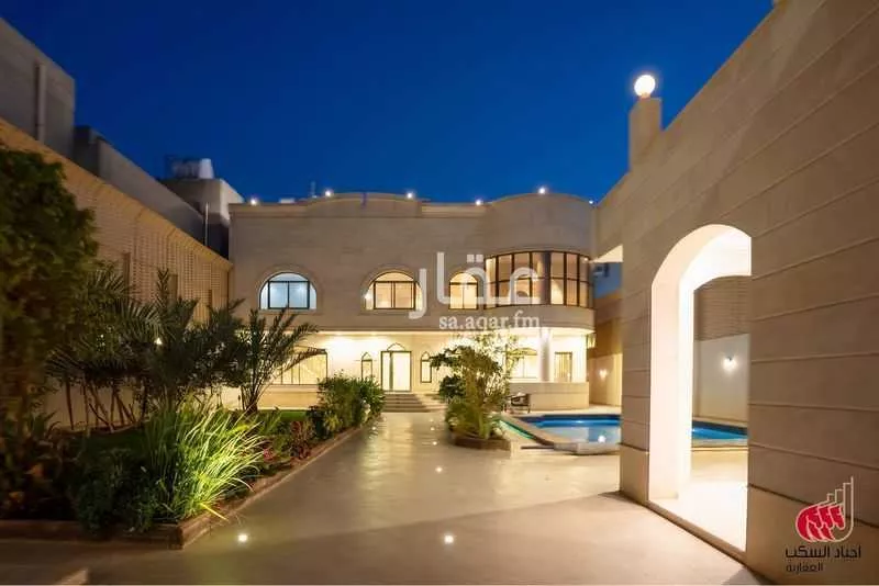 8 bedroom villa in Al Sakb 2