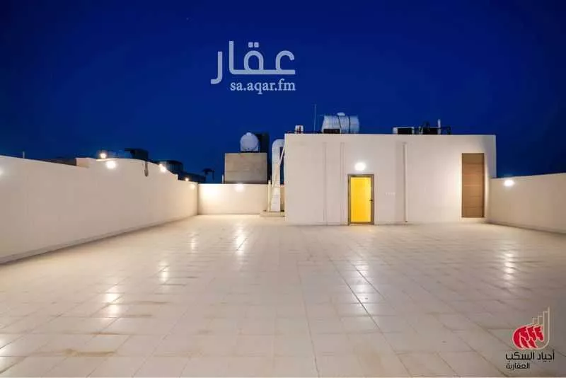 8 bedroom villa in Al Sakb 16