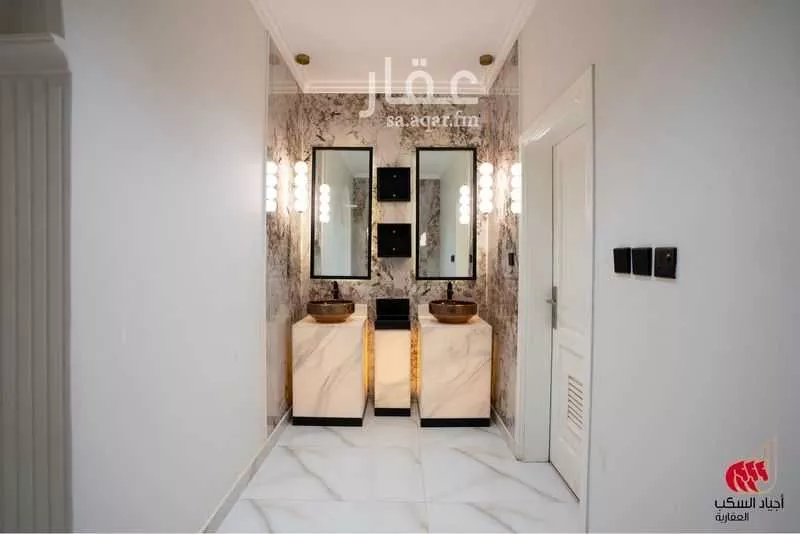 8 bedroom villa in Al Sakb 17