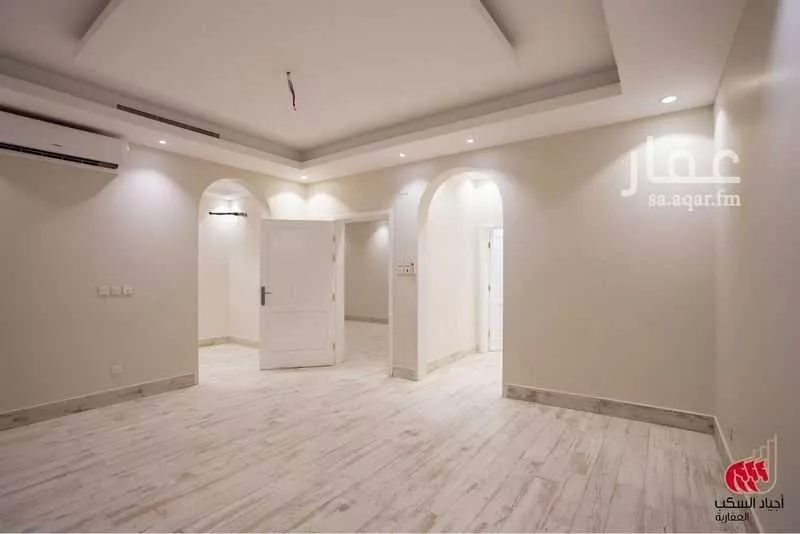 8 bedroom villa in Al Sakb 20