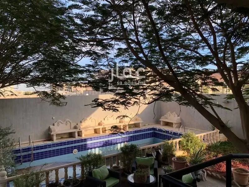 8 bedroom villa in Warqan 11
