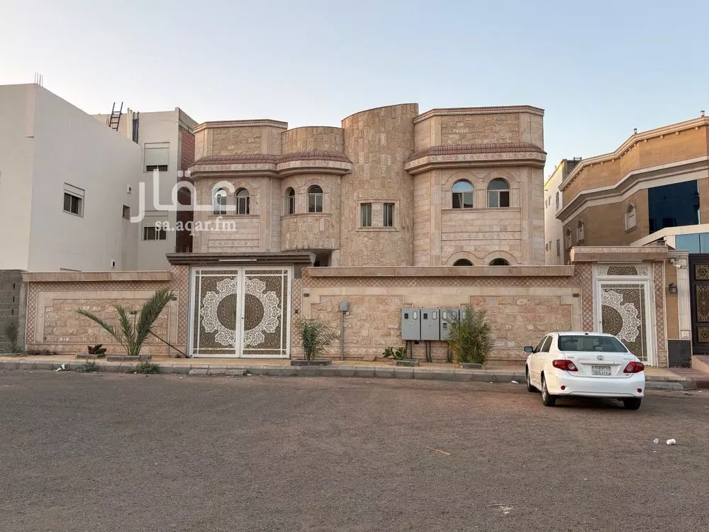 18 bedroom villa in Al Rawabi 3