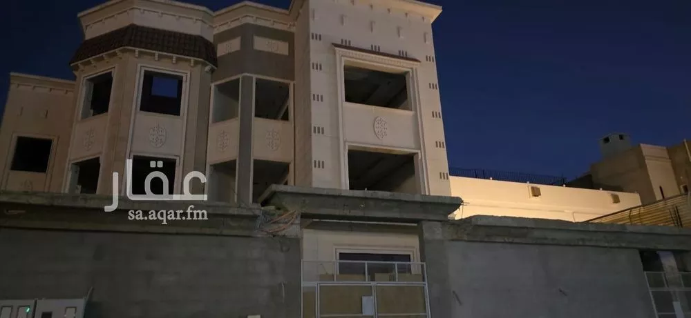 10 bedroom villa in Al Rawabi 3