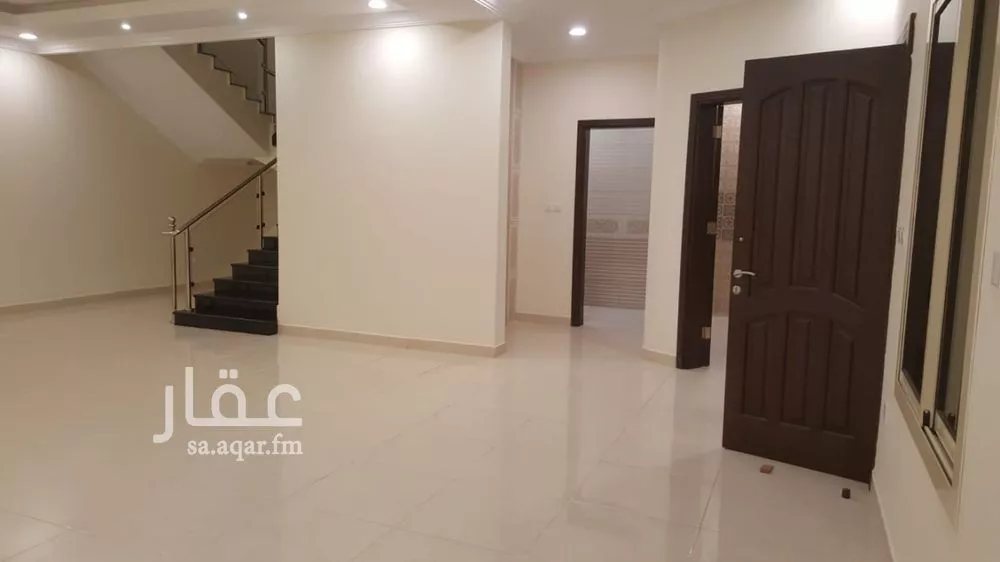 7 bedroom villa in Al Yaqout 7