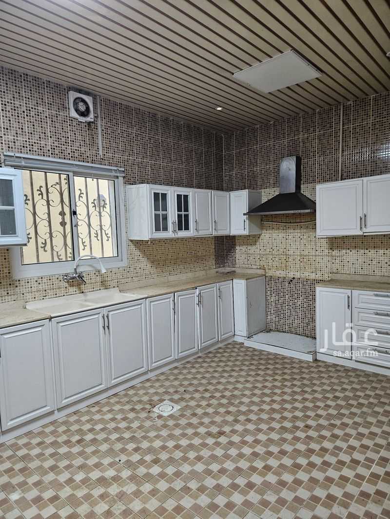5 bedroom villa in Qurtubah, Riyadh 4