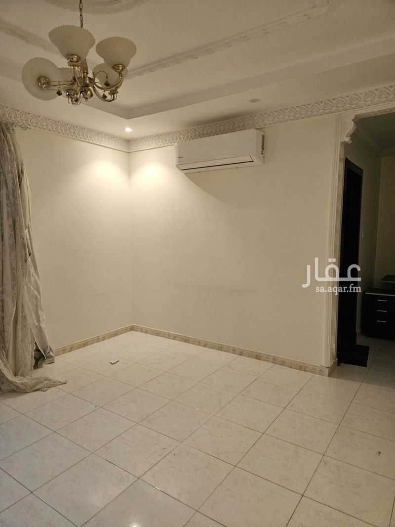 5 bedroom villa in Qurtubah, Riyadh 9