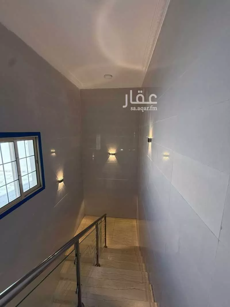 فيلا 7 غرف في الدفاع 8
