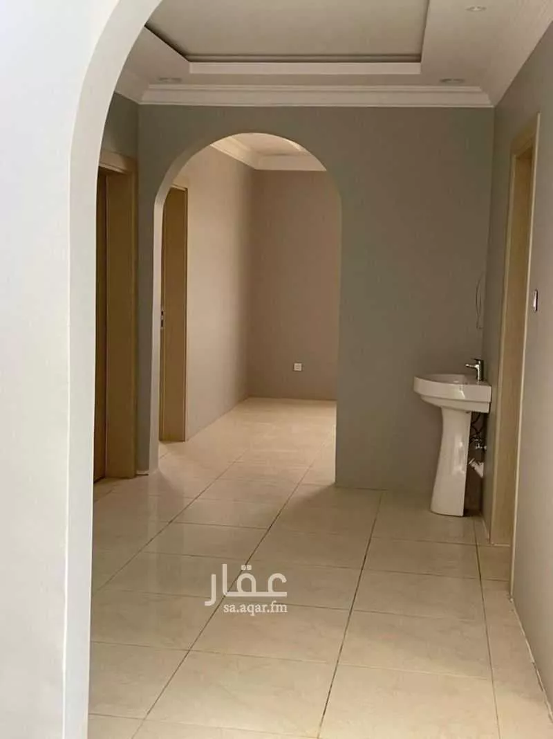 فيلا 10 غرف في الملك فهد 6