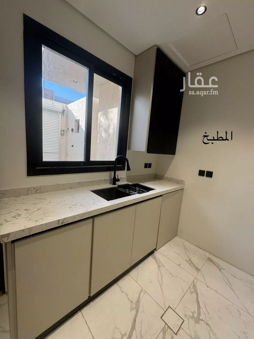 5 bedroom villa in Al Qairawan, Riyadh 30
