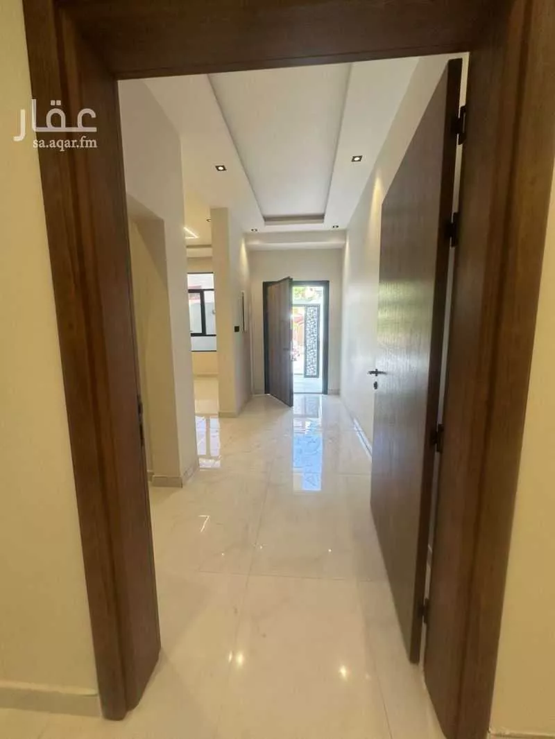 6 bedroom villa in Al Mab'outh 3
