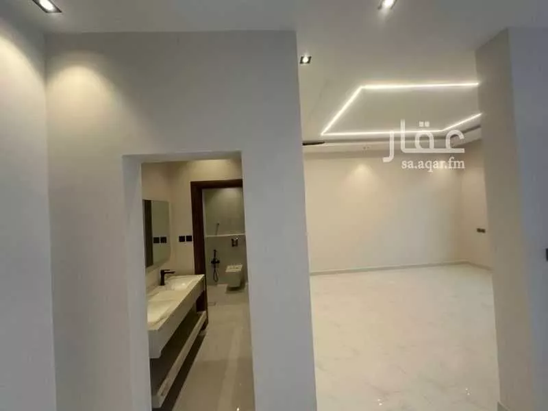 6 bedroom villa in Al Mab'outh 4