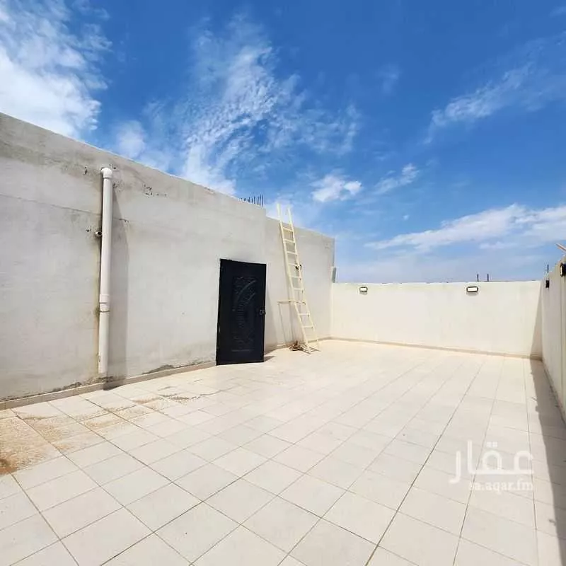 فيلا 5 غرف في المطار 20