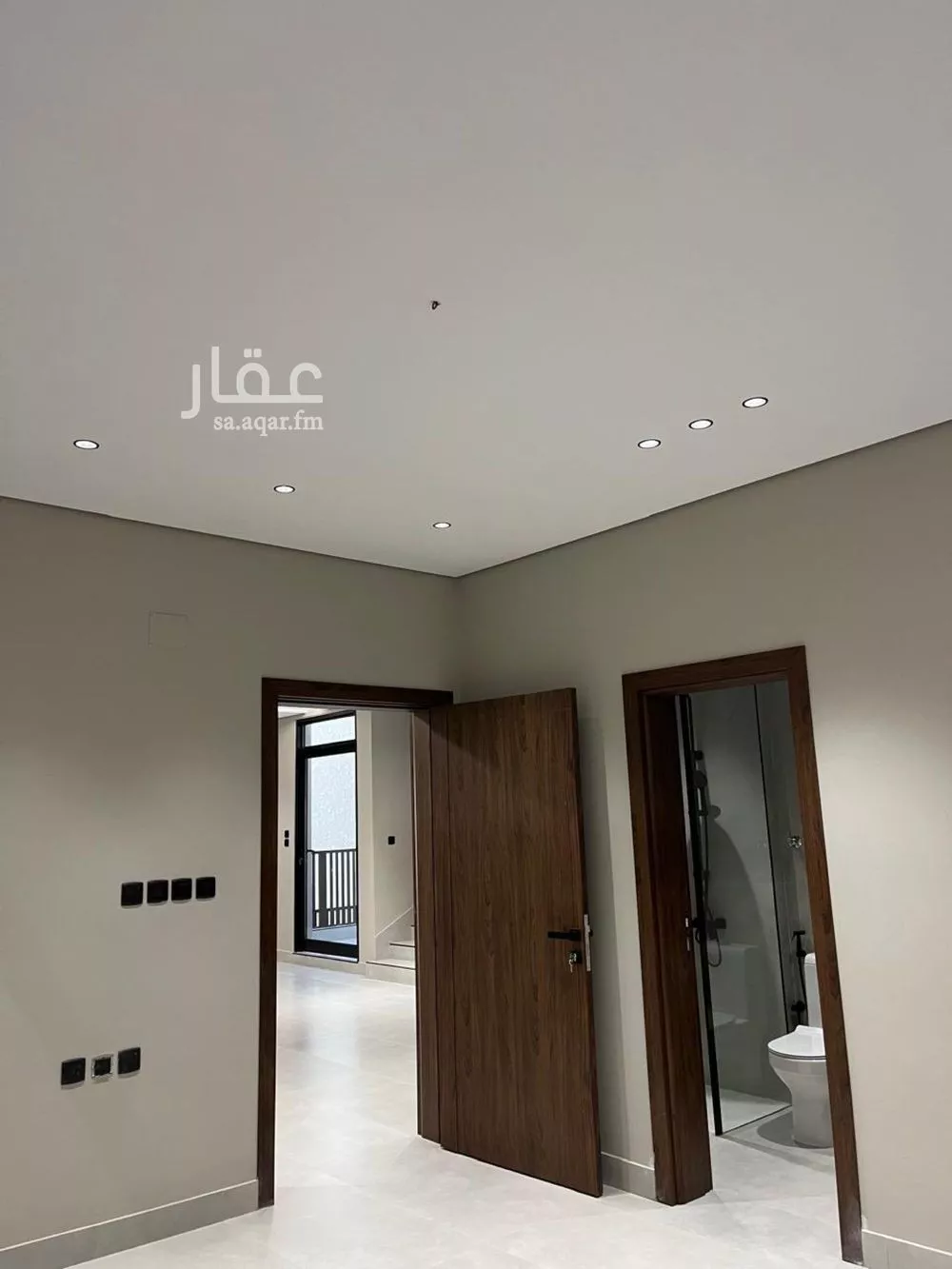 فيلا 8 غرف في السد 12