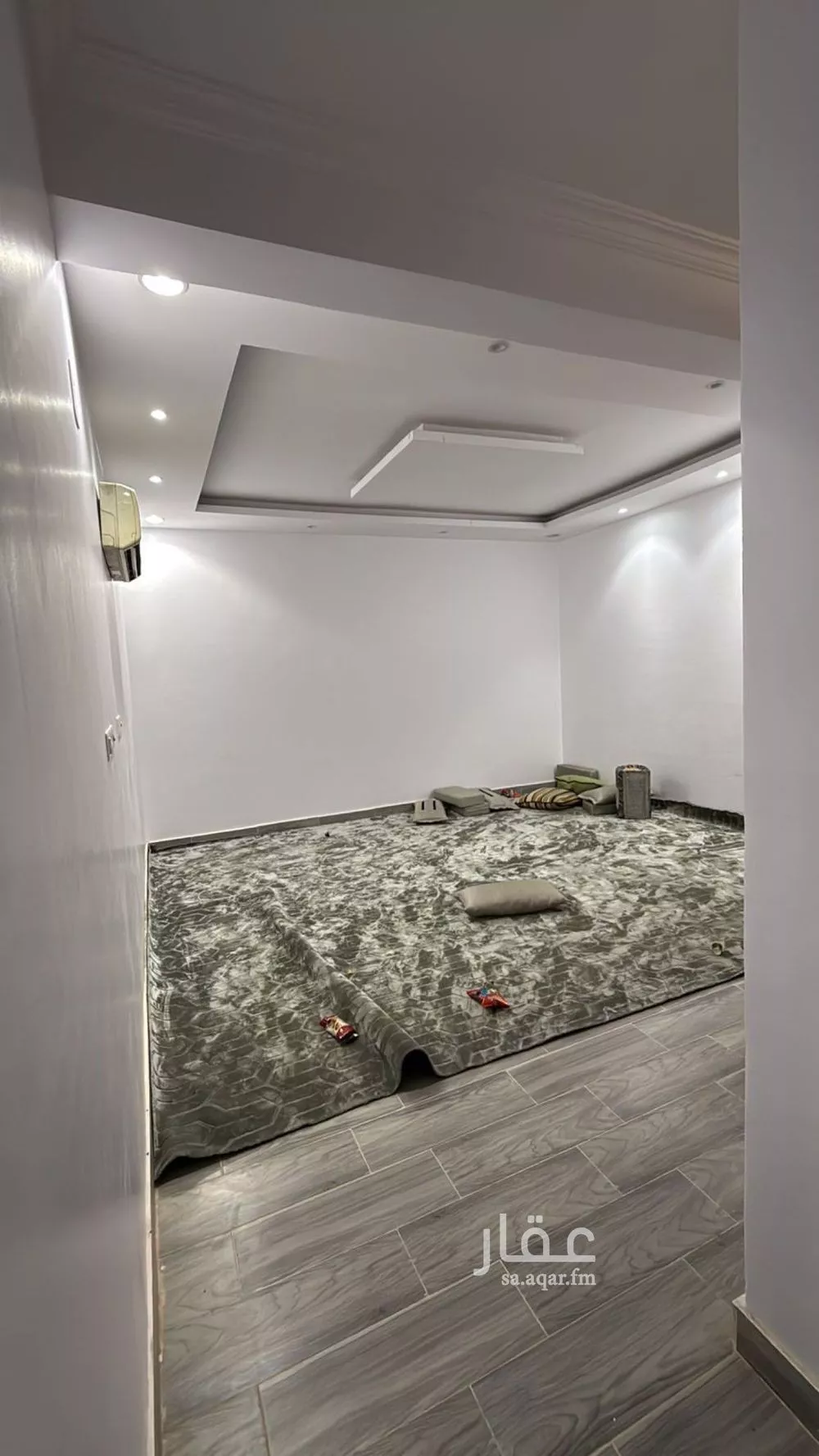 8 bedroom apartment in Al Sakb 6