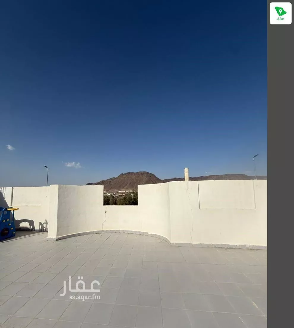 4 bedroom villa in Abu Kabeer 10