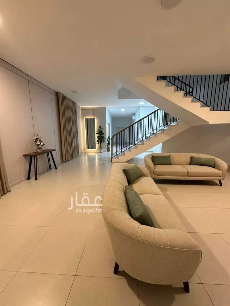 6 bedroom villa in Al Ranuna 7