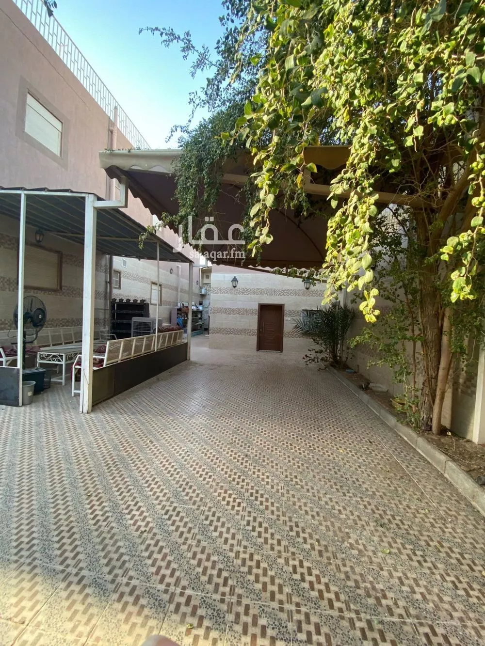 فيلا 12 غرف في رهط 8