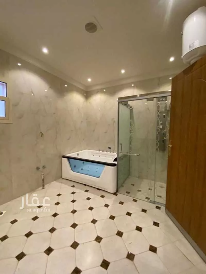 16 bedroom duplex in Al Ranuna 7