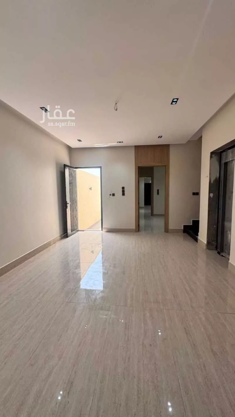 3 bedroom villa in Al Amwaj, Eastern Province 12
