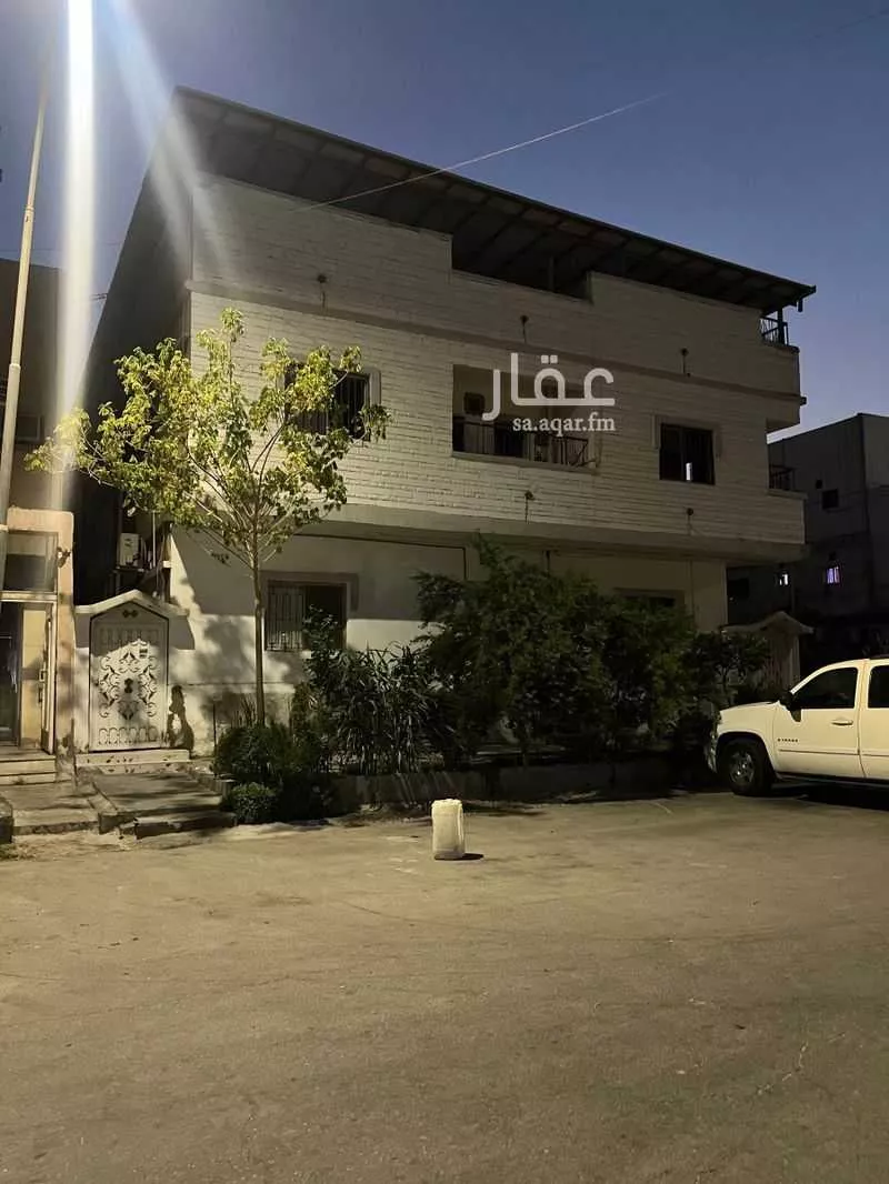 12 bedroom building in Al Thuqbah, Eastern Province