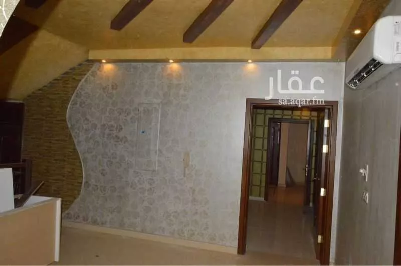 10 bedroom villa in Shathah 3