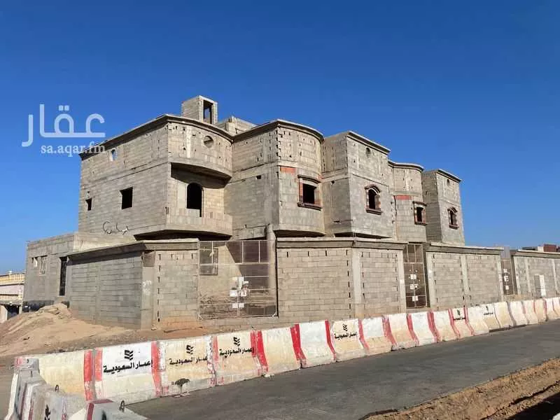 12 bedroom villa in King Fahd 4