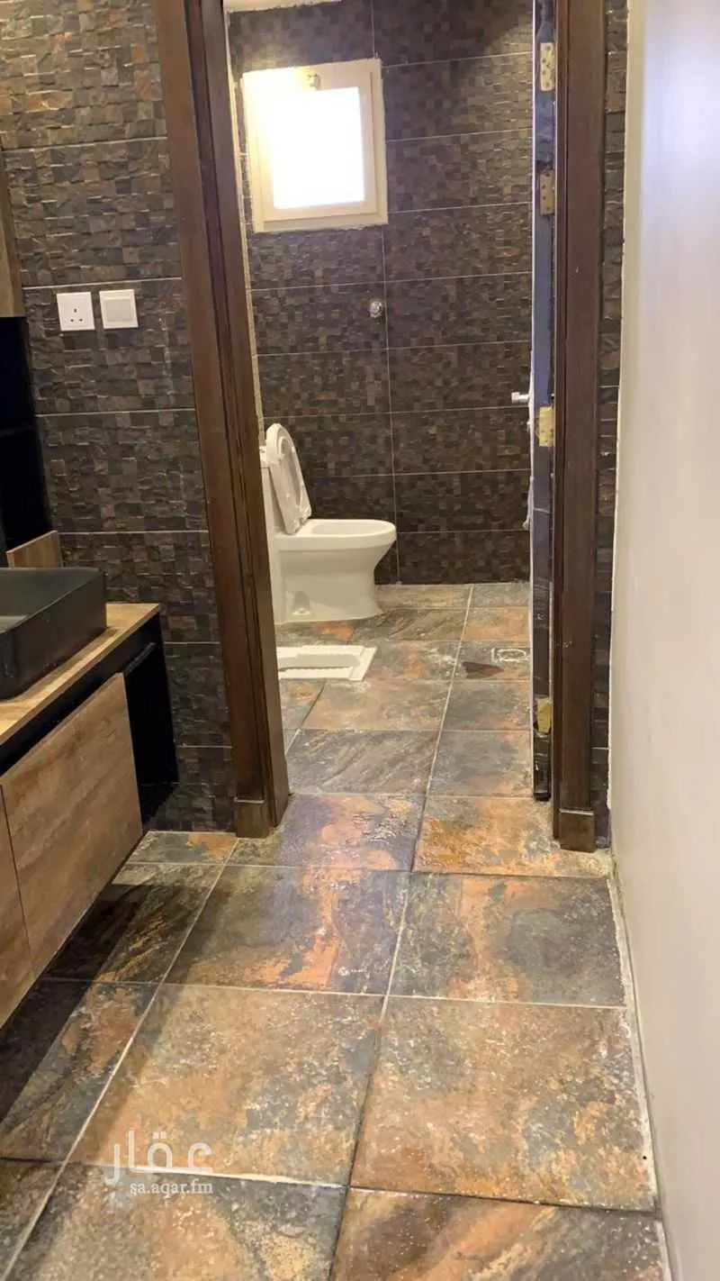 11 bedroom apartment in Al Nakheel 7