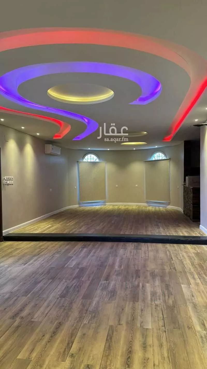 11 bedroom apartment in Al Nakheel 10