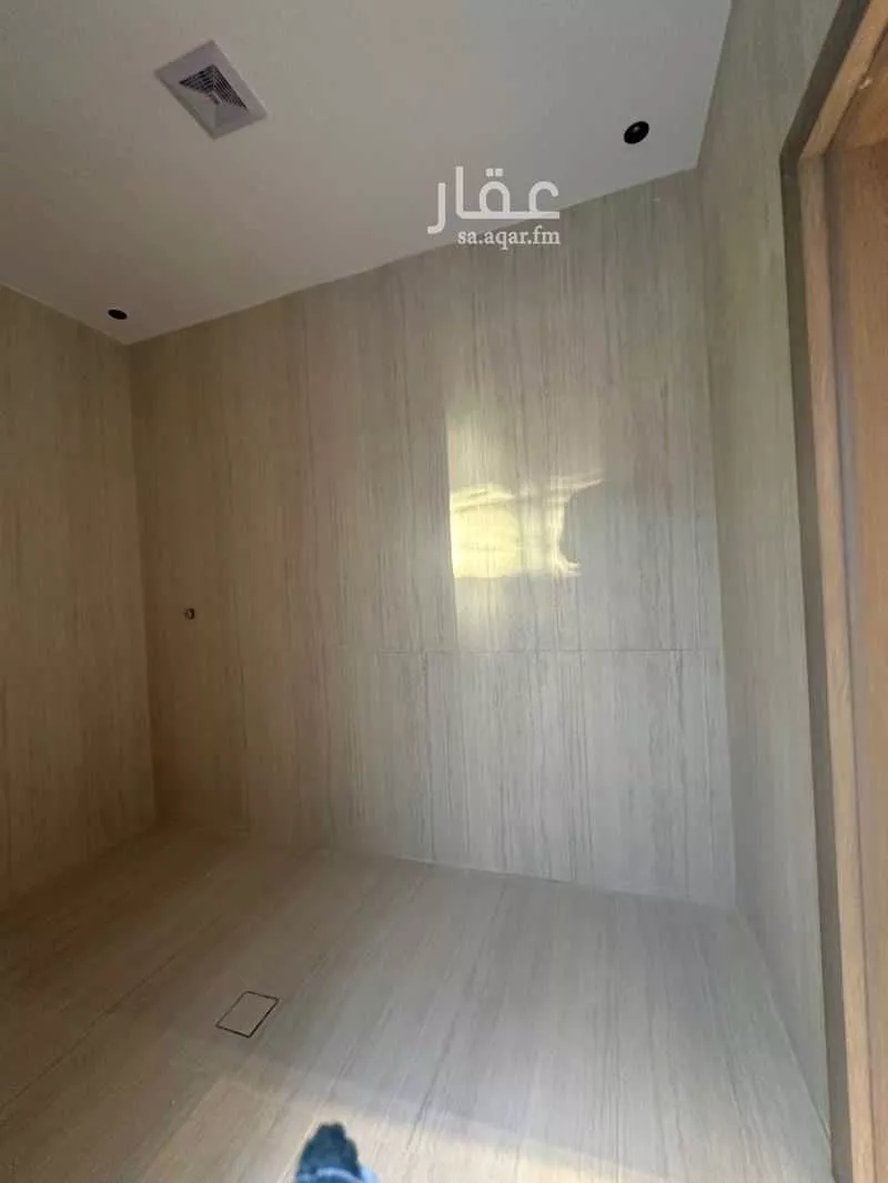 فيلا 6 غرف في نبلاء 10