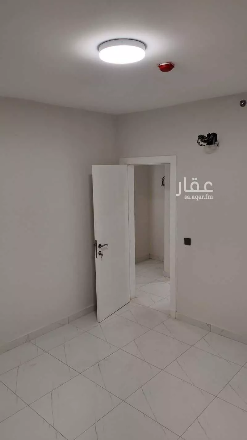 شقة 4 غرف في الشرق، الدمام 4